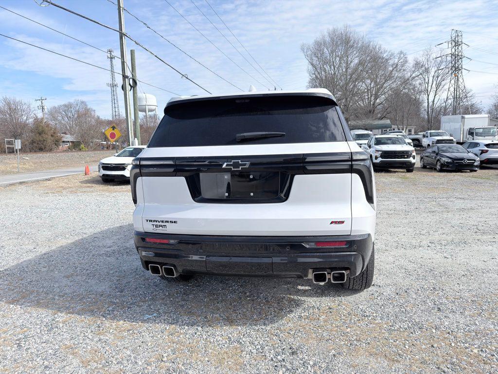 used 2025 Chevrolet Traverse car, priced at $46,700