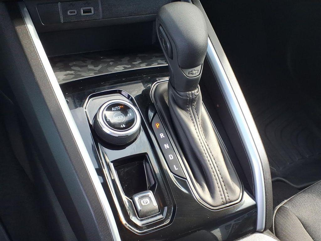 used 2024 Chevrolet Colorado car, priced at $35,000