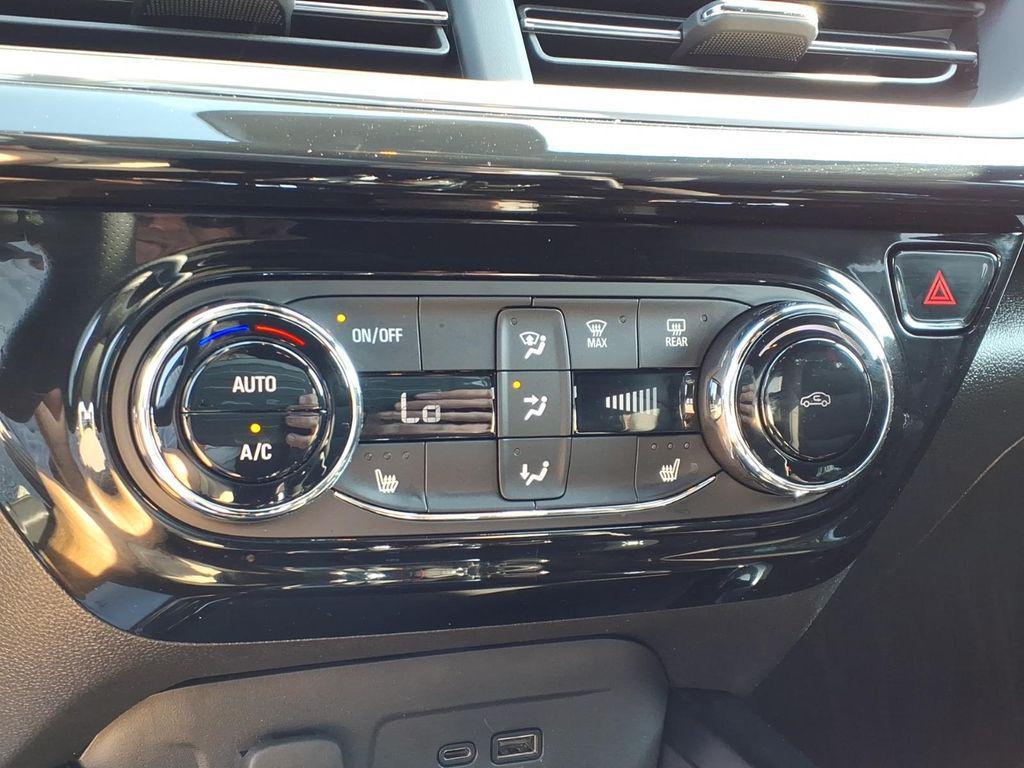 used 2024 Chevrolet Trax car, priced at $19,925