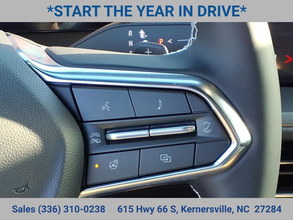 new 2026 Chevrolet Traverse car, priced at $38,920