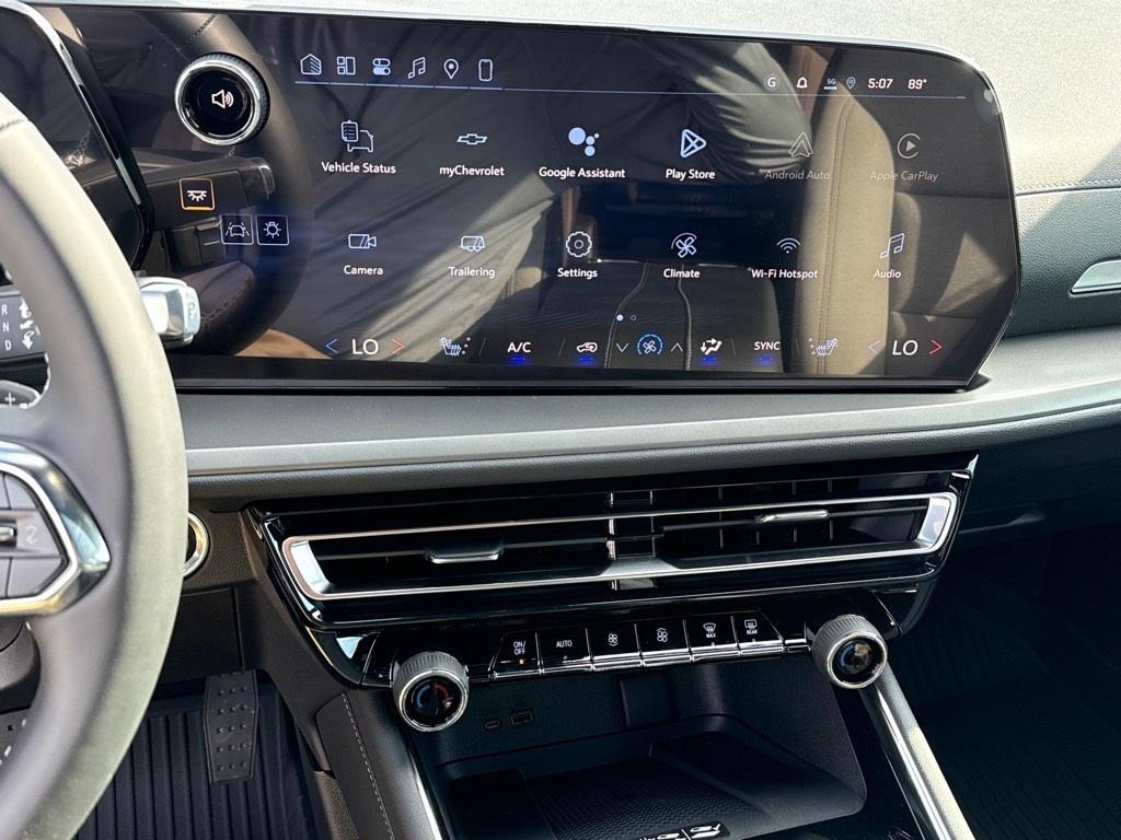 new 2026 Chevrolet Traverse car, priced at $39,420