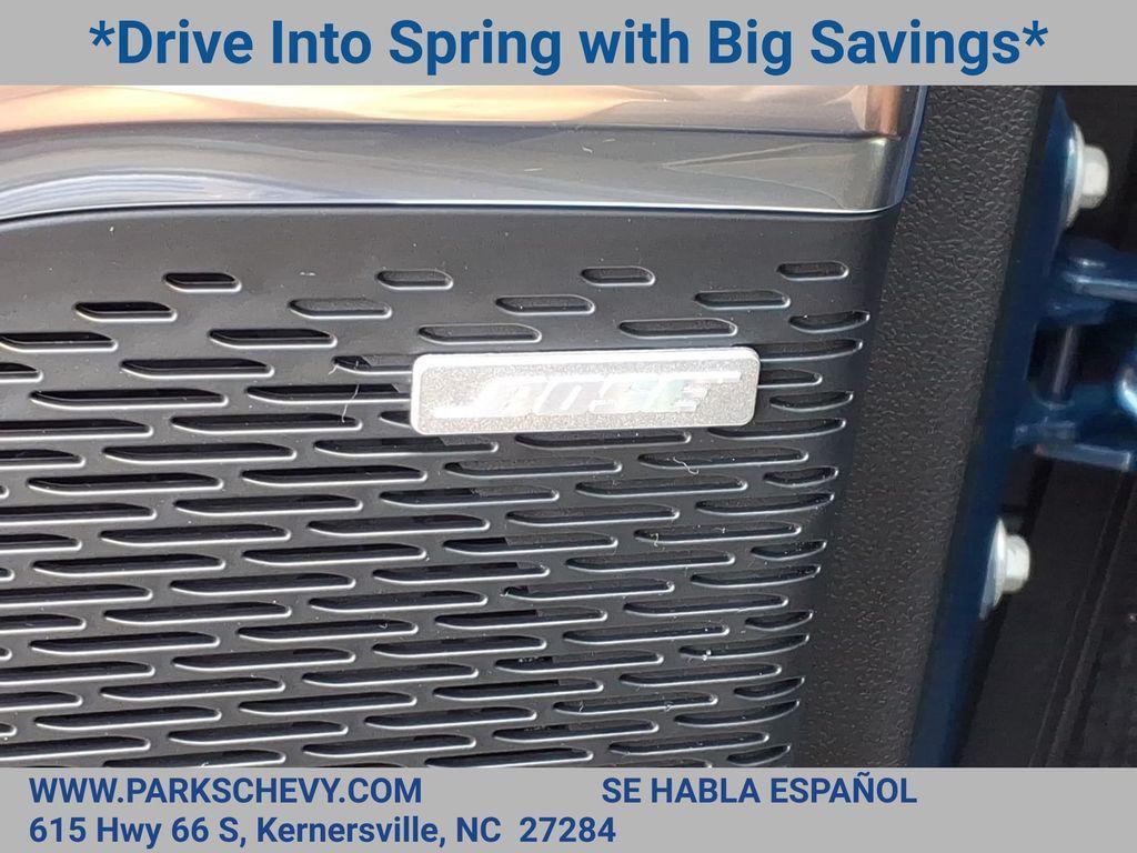 new 2026 Chevrolet Traverse car, priced at $53,145