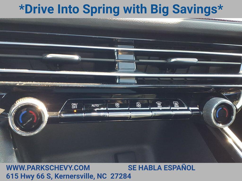 new 2026 Chevrolet Traverse car, priced at $51,805