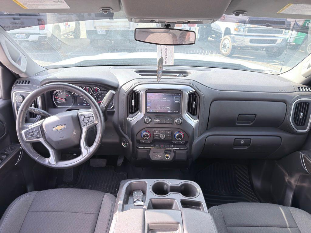 used 2022 Chevrolet Silverado 1500 car, priced at $31,000