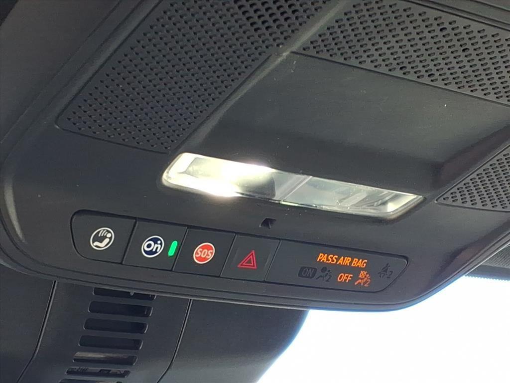 used 2024 Chevrolet Traverse car, priced at $32,250