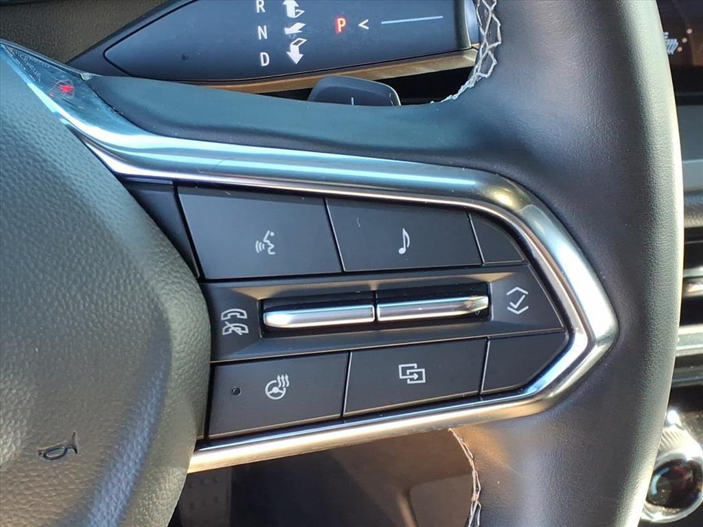 used 2024 Chevrolet Traverse car, priced at $32,250