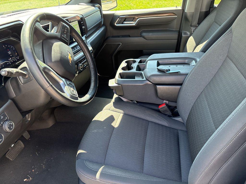 used 2025 Chevrolet Silverado 1500 car, priced at $41,000