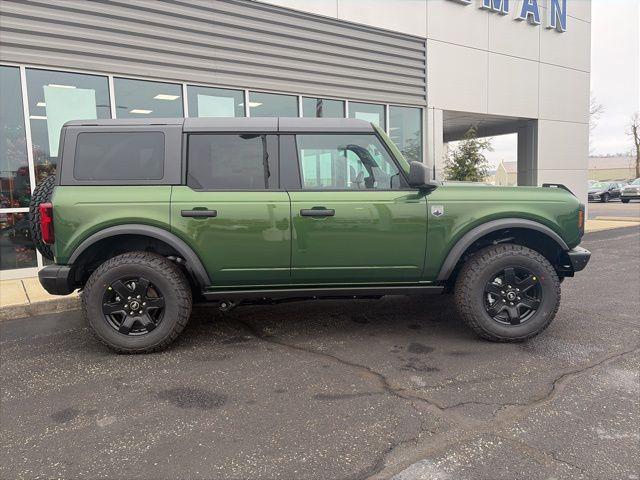new 2025 Ford Bronco car, priced at $50,030