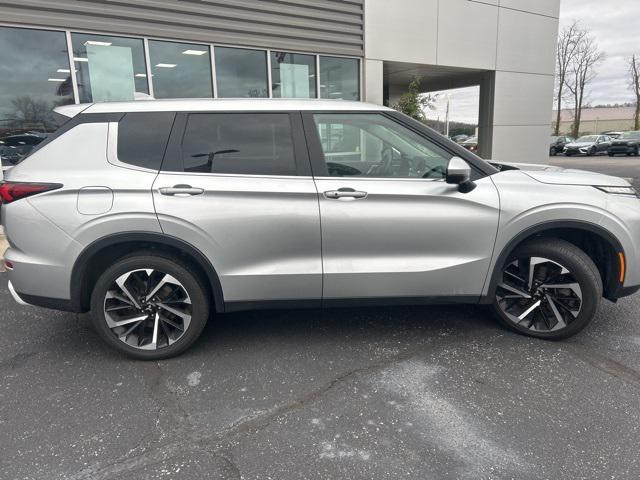 used 2024 Mitsubishi Outlander car, priced at $23,990