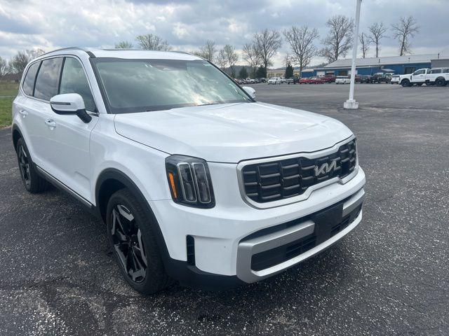 used 2025 Kia Telluride car, priced at $35,990