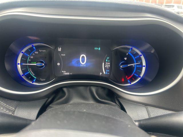 used 2021 Chrysler Pacifica Hybrid car, priced at $20,490