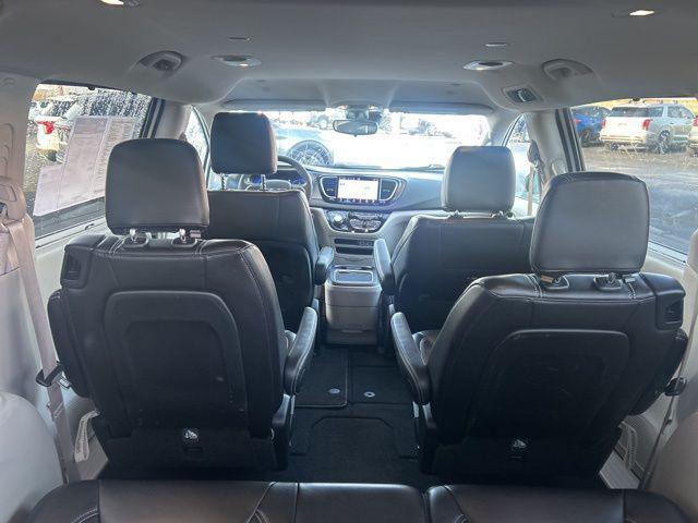 used 2024 Chrysler Pacifica car, priced at $29,490
