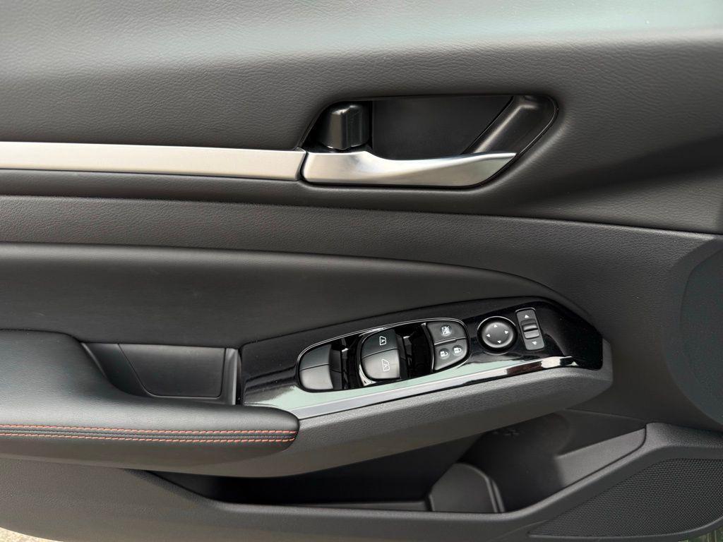 new 2025 Nissan Altima car, priced at $27,537
