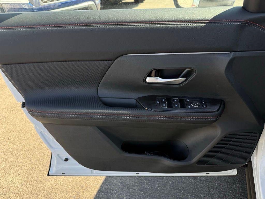 new 2025 Nissan Kicks car, priced at $28,545