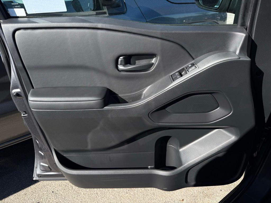 new 2026 Nissan Frontier car, priced at $31,138