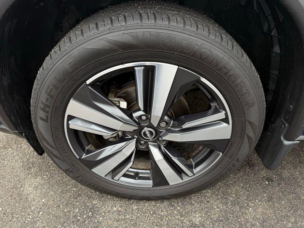 used 2023 Nissan Rogue car, priced at $25,995