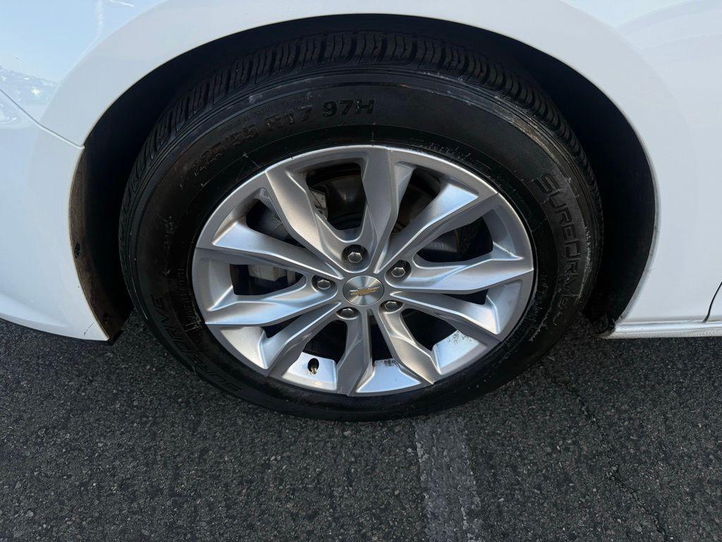 used 2023 Chevrolet Malibu car, priced at $16,998