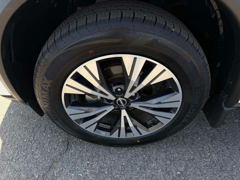 used 2023 Nissan Rogue car, priced at $23,988