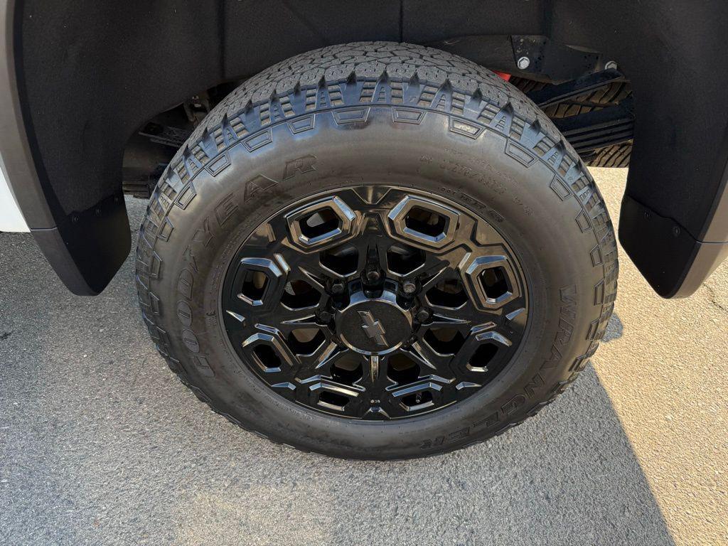 used 2024 Chevrolet Silverado 2500 car, priced at $70,795