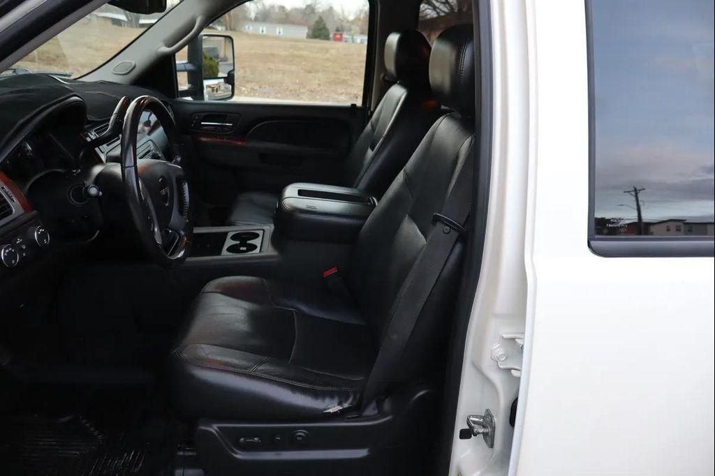 used 2011 GMC Yukon car, priced at $7,999