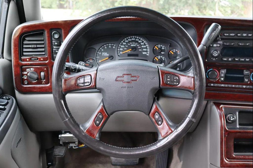 used 2003 Chevrolet Suburban car, priced at $19,999