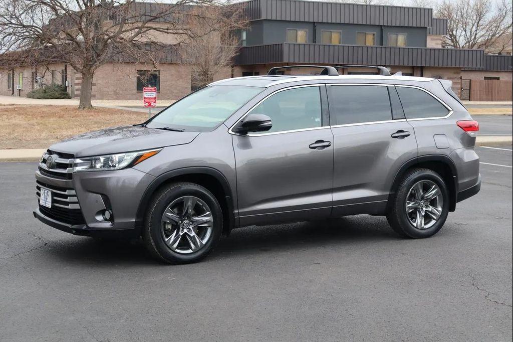 used 2018 Toyota Highlander car, priced at $19,999