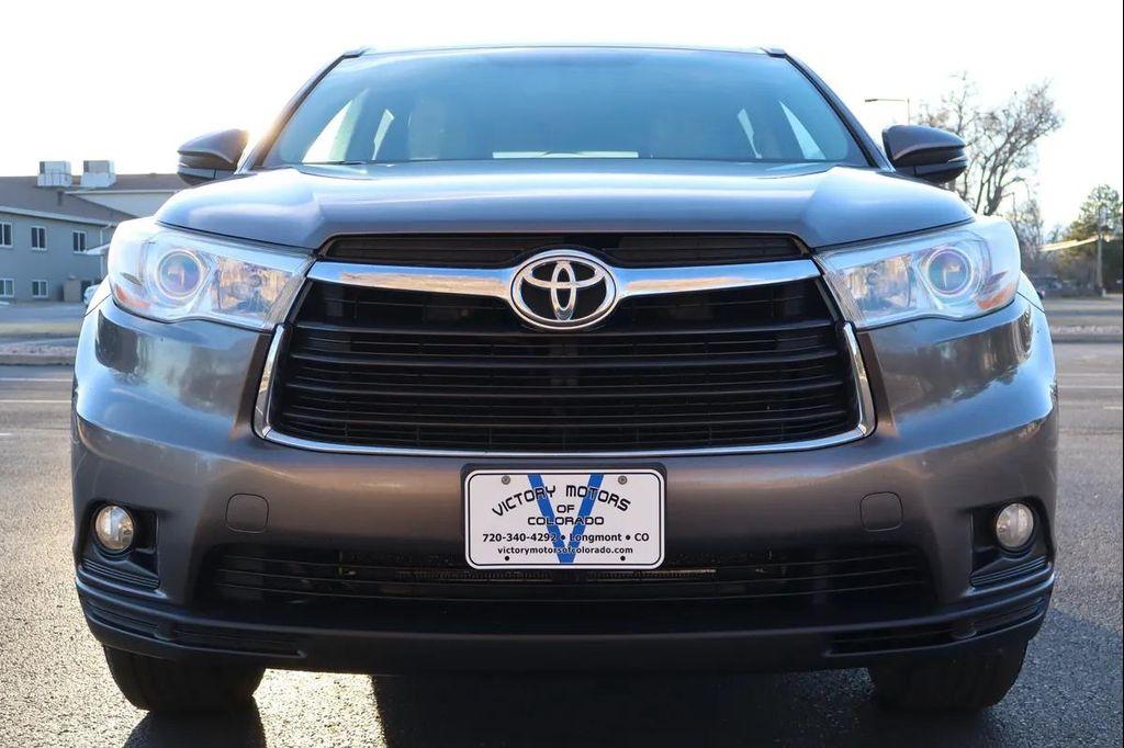 used 2014 Toyota Highlander car, priced at $10,999