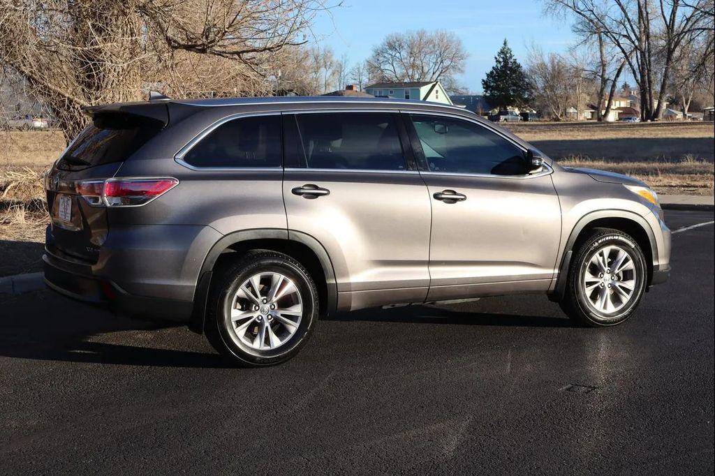 used 2014 Toyota Highlander car, priced at $10,999
