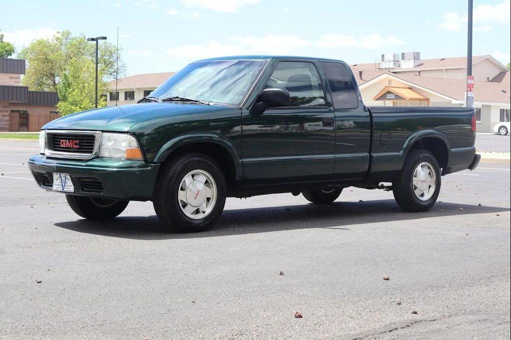used 2002 GMC Sonoma car, priced at $12,999