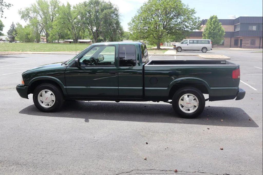 used 2002 GMC Sonoma car, priced at $12,999