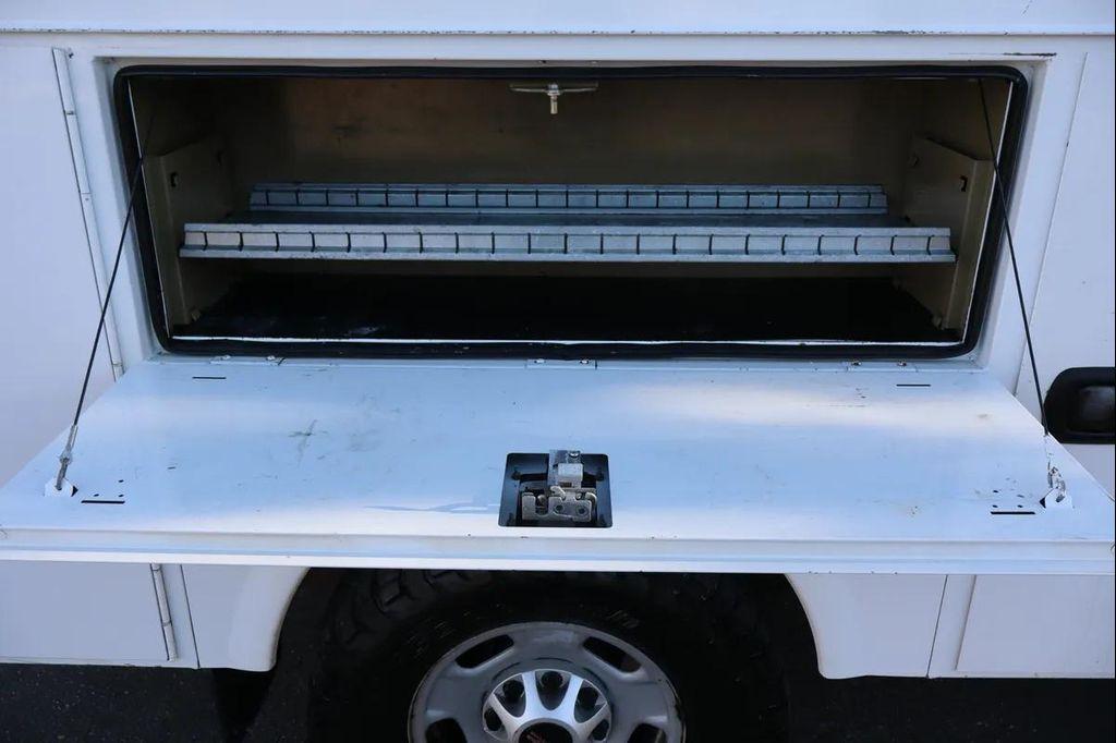 used 2015 GMC Sierra 2500 car, priced at $26,999