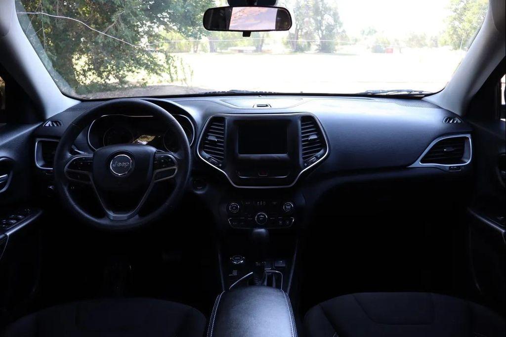 used 2019 Jeep Cherokee car, priced at $8,999