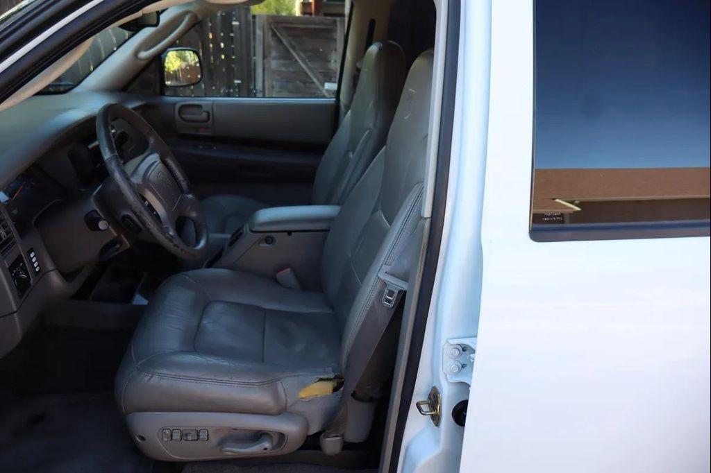 used 2001 Dodge Durango car, priced at $4,999