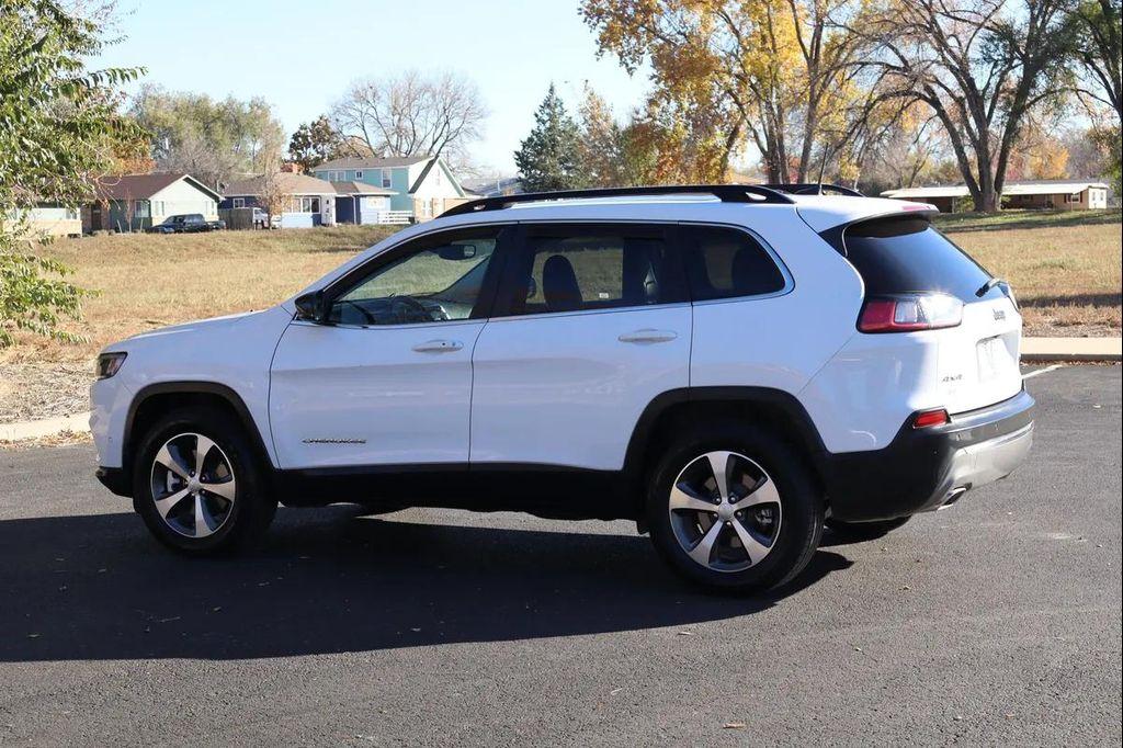 used 2022 Jeep Cherokee car, priced at $17,999