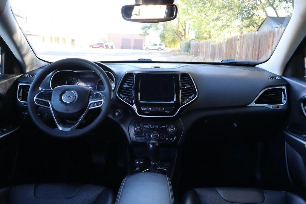 used 2022 Jeep Cherokee car, priced at $17,999