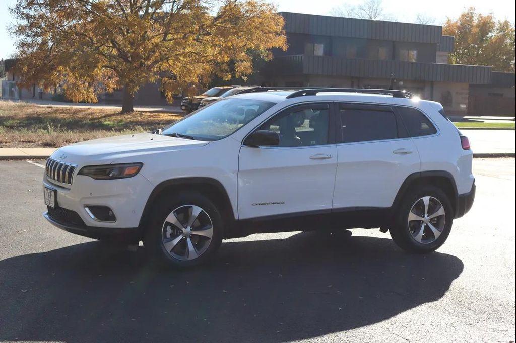 used 2022 Jeep Cherokee car, priced at $17,999