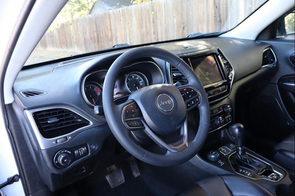 used 2022 Jeep Cherokee car, priced at $17,999