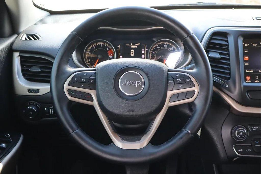 used 2017 Jeep Cherokee car, priced at $10,999