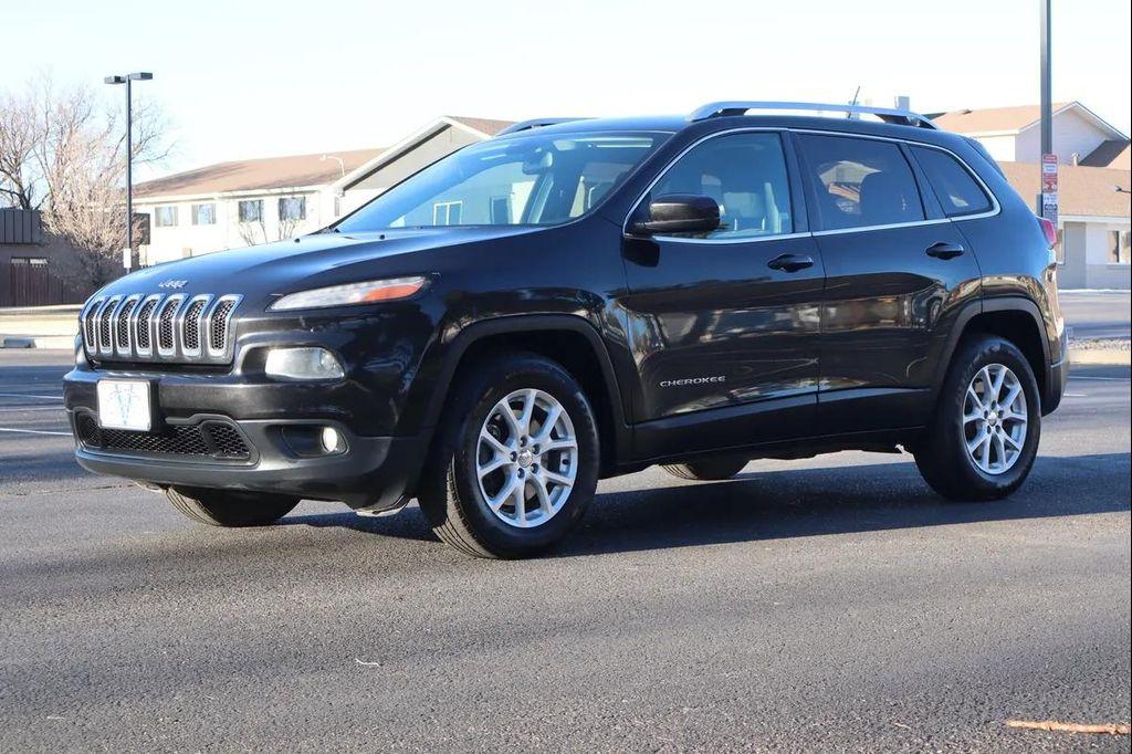 used 2015 Jeep Cherokee car, priced at $8,999
