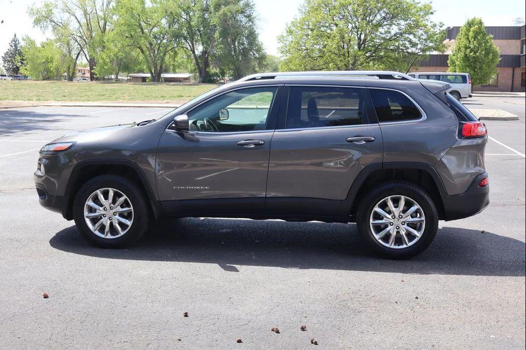 used 2014 Jeep Cherokee car, priced at $11,999