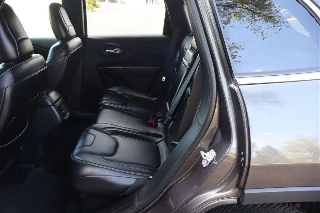 used 2014 Jeep Cherokee car, priced at $11,999