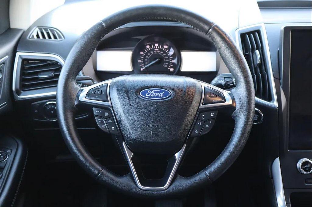 used 2022 Ford Edge car, priced at $19,999