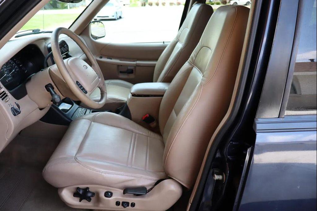 used 2000 Ford Explorer car, priced at $5,999