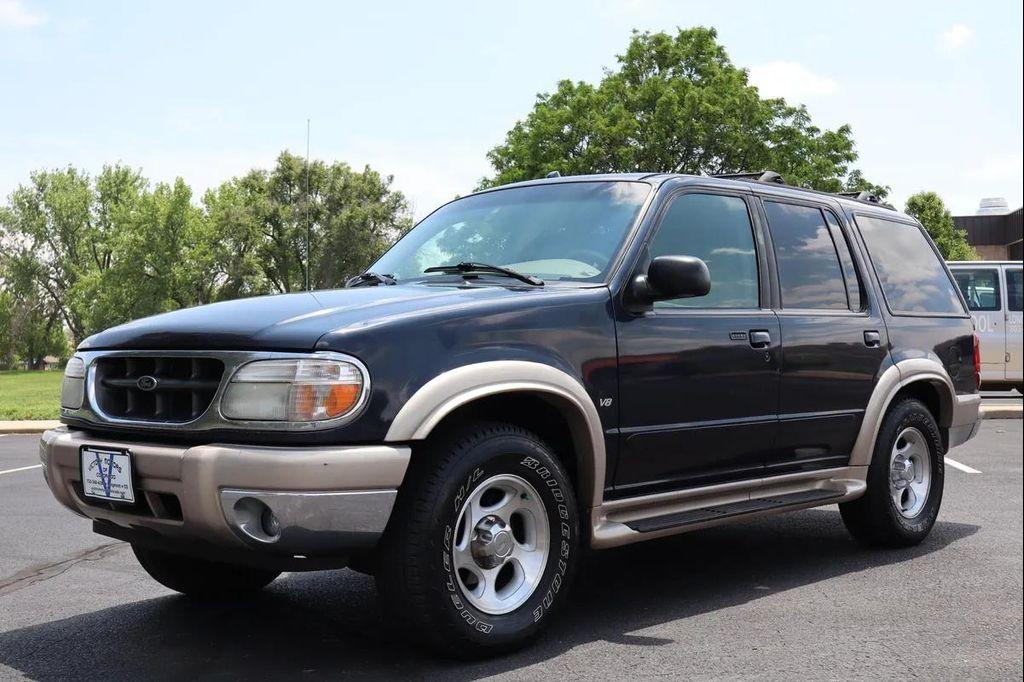 used 2000 Ford Explorer car, priced at $5,999