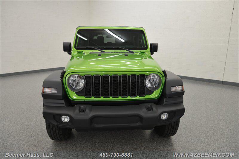 used 2025 Jeep Wrangler car, priced at $31,998
