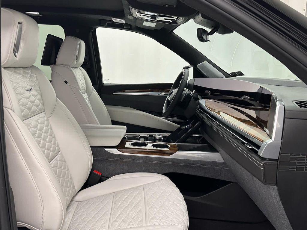 used 2025 Cadillac Escalade ESV car, priced at $128,799