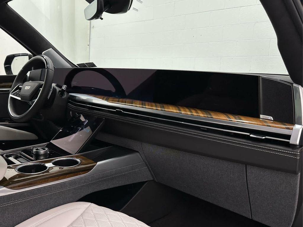 used 2025 Cadillac Escalade ESV car, priced at $128,799