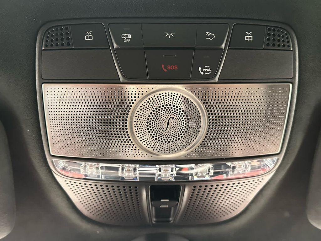 Mercedes-Benz G-Class view 39
