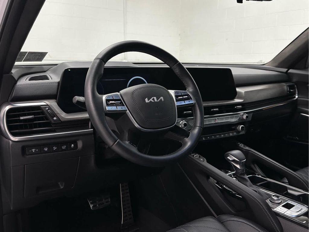 used 2025 Kia Telluride car, priced at $48,999