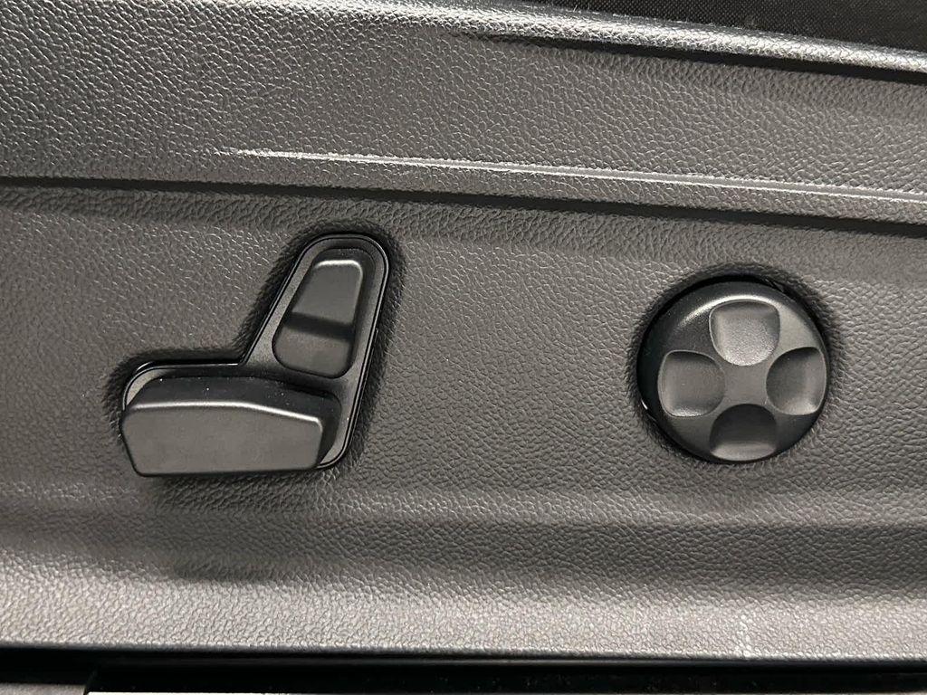 used 2023 Alfa Romeo Stelvio car, priced at $29,999